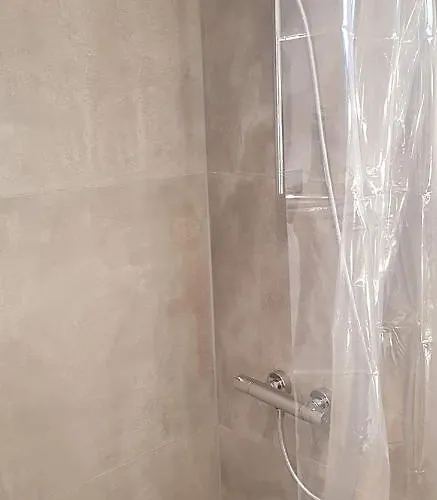 Mecklenburgische Seenplatte - Fh Mit Optionalem Steg Und Ruderboot Feriehus *