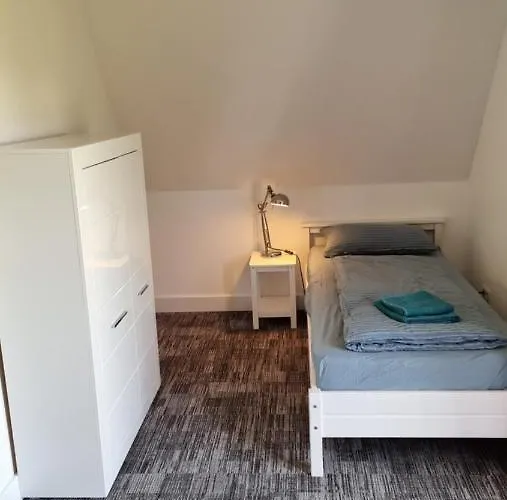 Fh Mit Optionalem Steg Und Ruderboot Grosszerlang